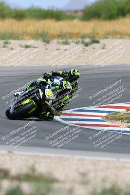 media/Apr-30-2023-CRA (Sun) [[020fcf5d43]]/Race 2-600 Expert Supersport/